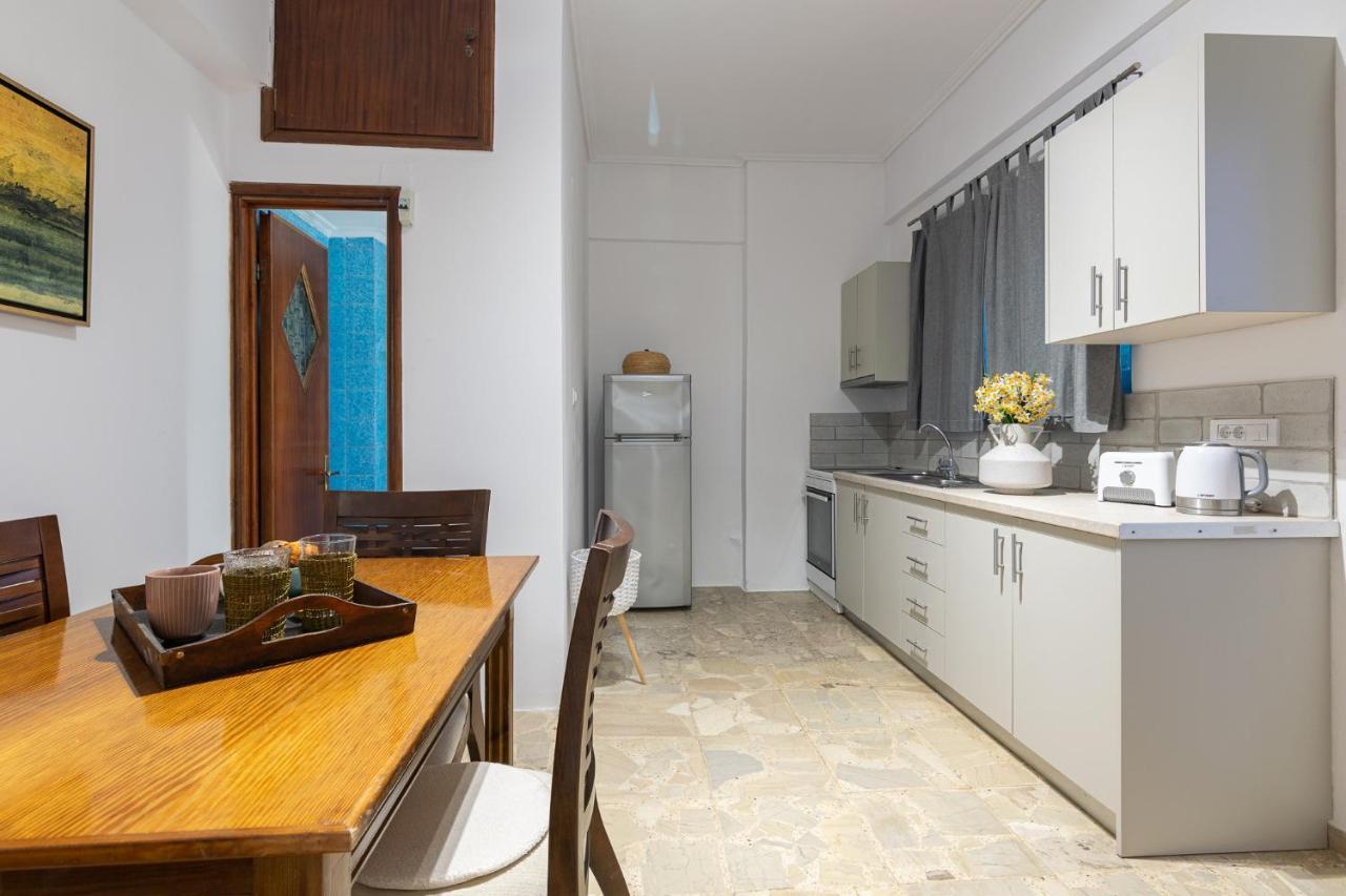 Denise Studios And Apartments Аргаси Екстериор снимка