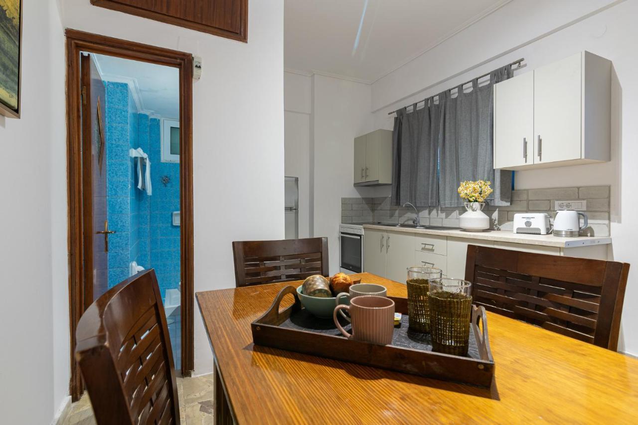 Denise Studios And Apartments Аргаси Екстериор снимка