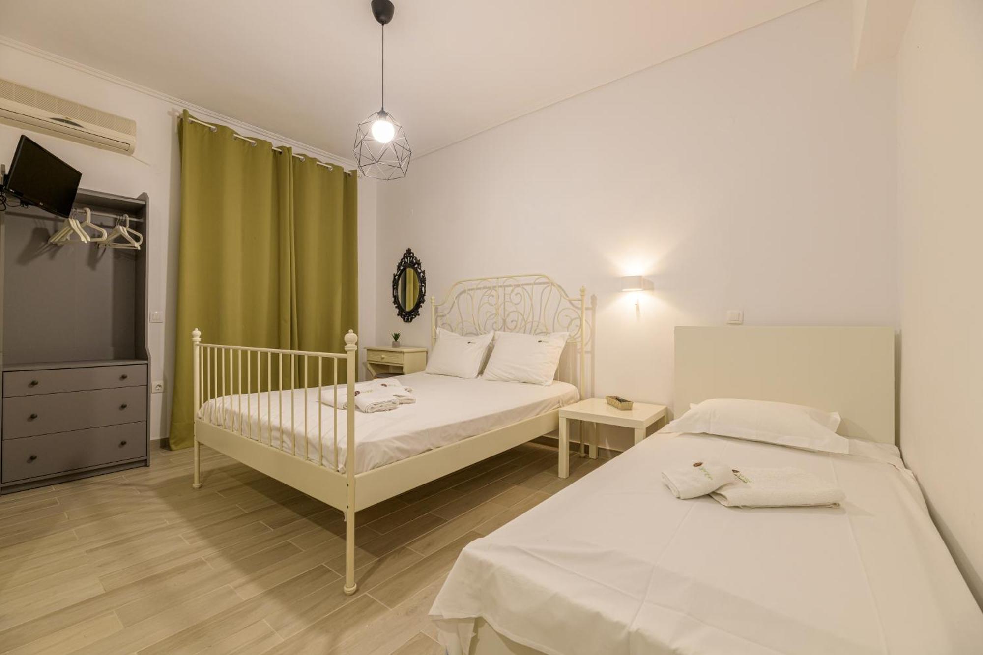 Denise Studios And Apartments Аргаси Екстериор снимка