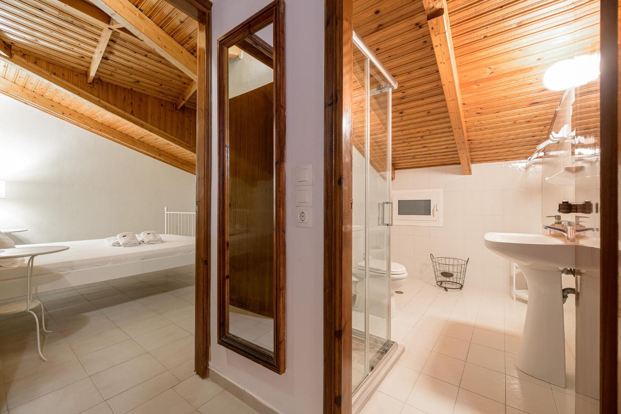 Denise Studios And Apartments Аргаси Екстериор снимка