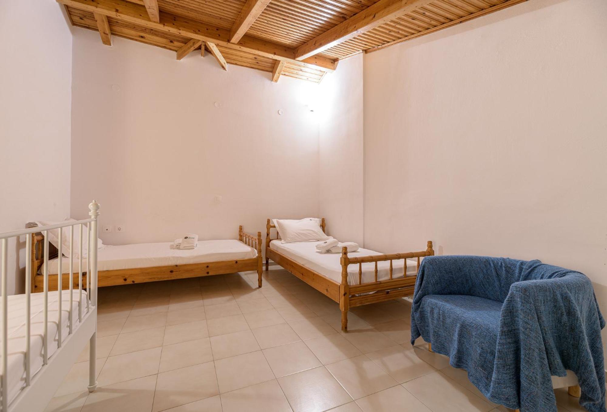 Denise Studios And Apartments Аргаси Екстериор снимка