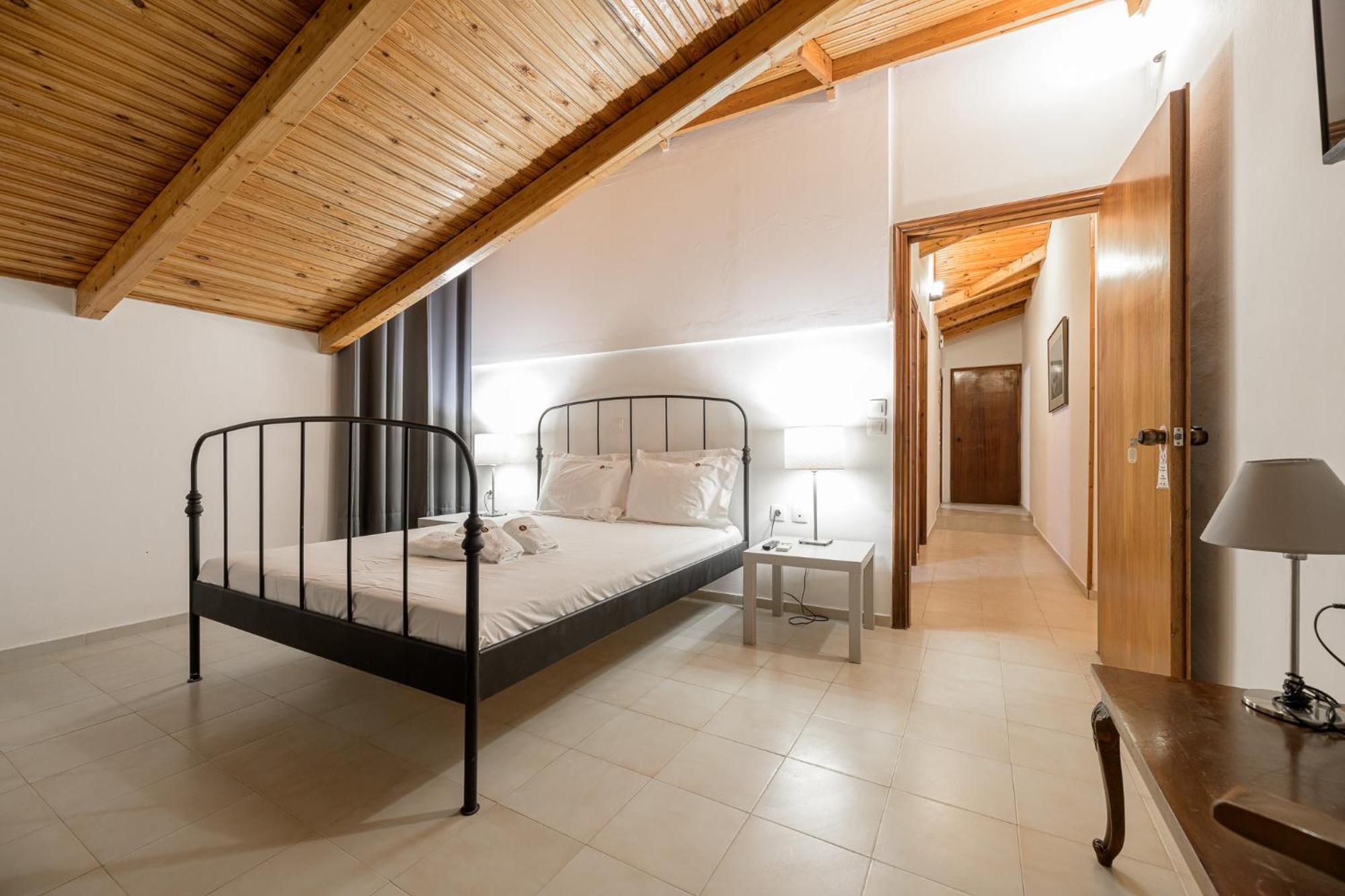 Denise Studios And Apartments Аргаси Екстериор снимка