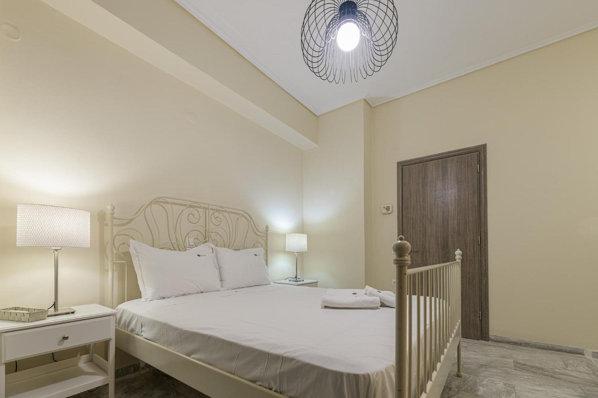 Denise Studios And Apartments Аргаси Екстериор снимка