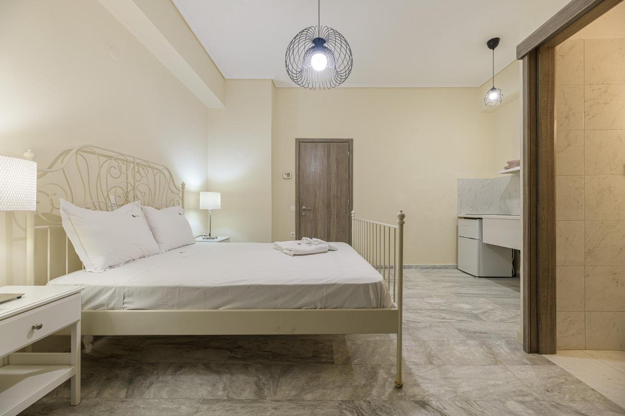 Denise Studios And Apartments Аргаси Екстериор снимка