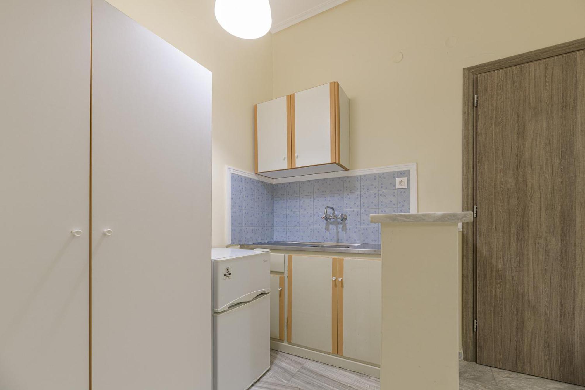 Denise Studios And Apartments Аргаси Екстериор снимка